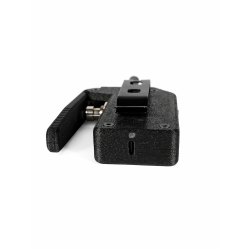 M57 Claymore Clacker USB C Port